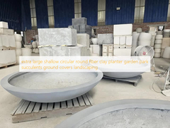 زراعة دائرية ضحلة جدًا من الألياف والطين في الحديقة والمنتزه، للنباتات العصارية والأغطية الأرضية وتنسيق الحدائق